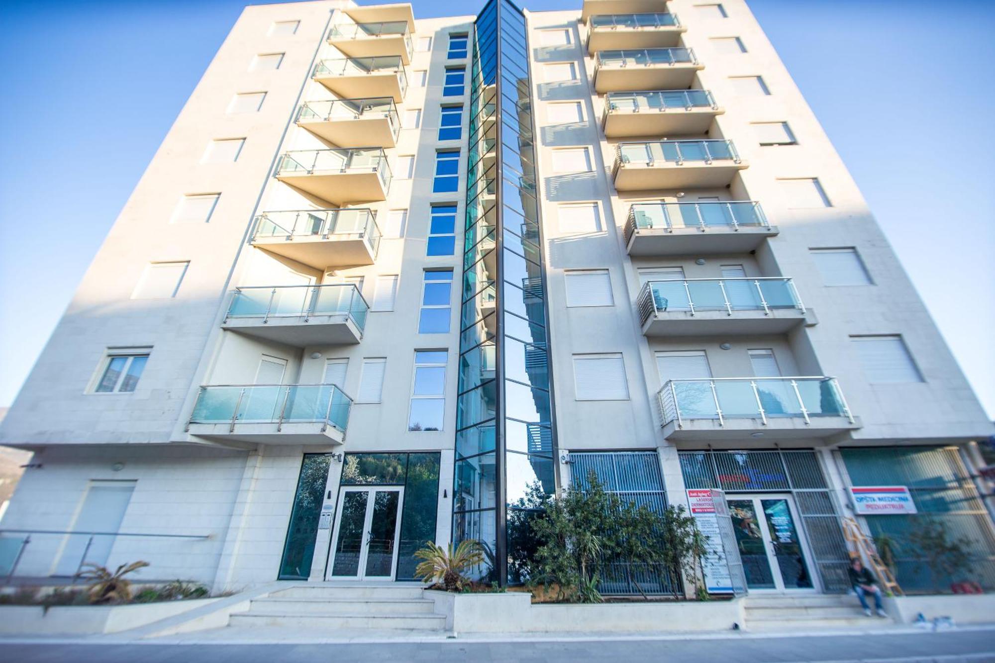 Becici -Lux Apartman Экстерьер фото